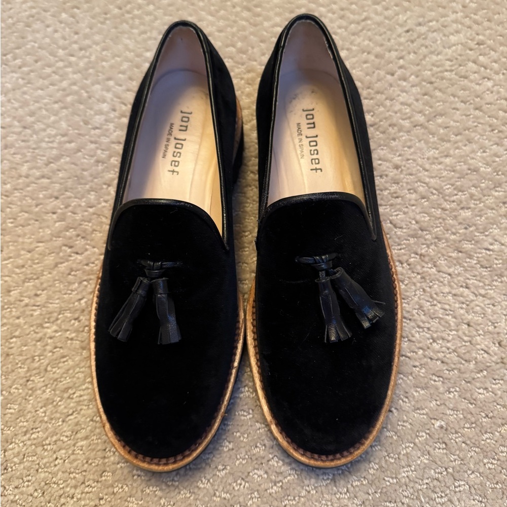 John Josef women’s velvet tassel loafers